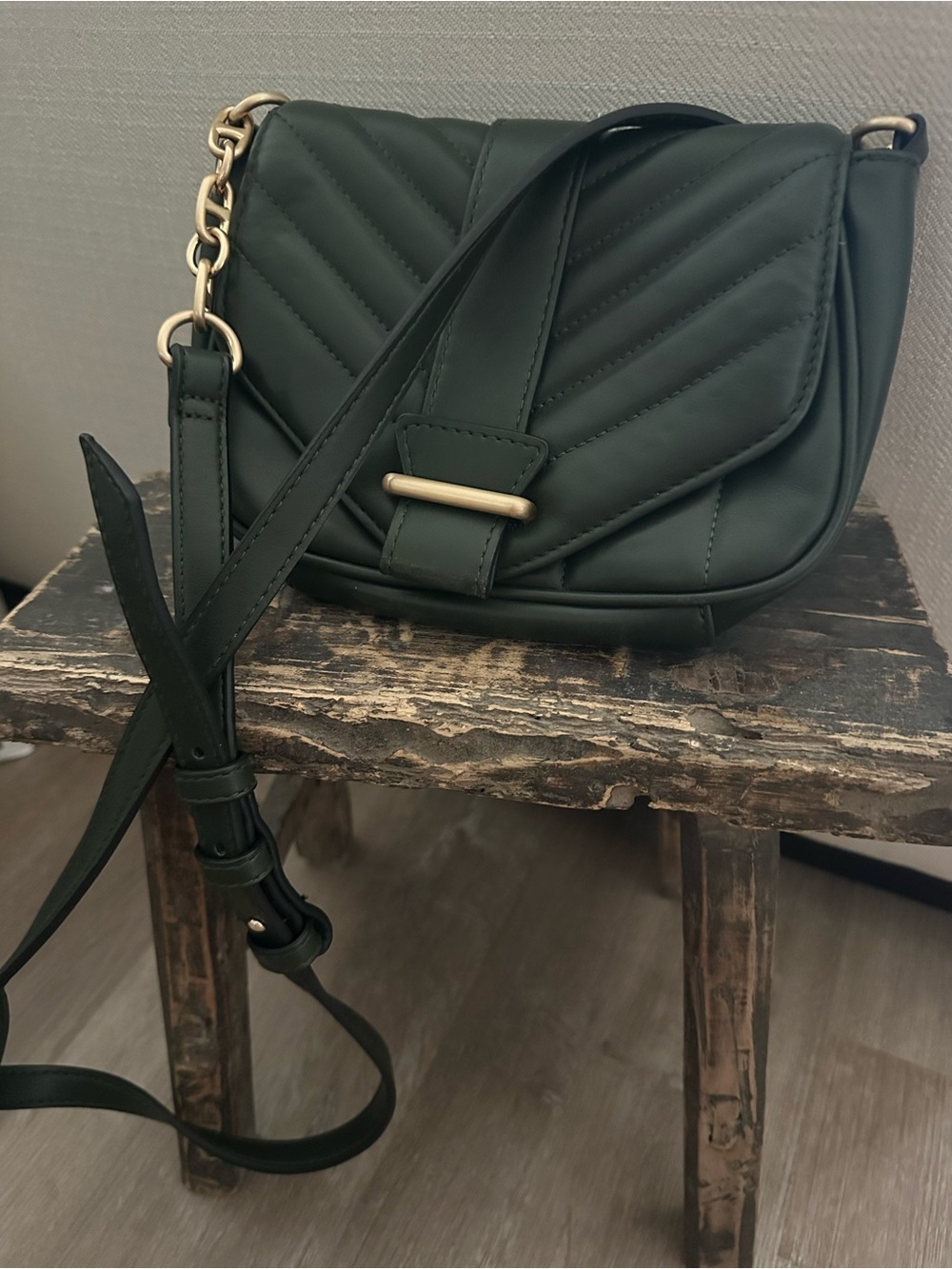 Purse - Picture 2 of 6